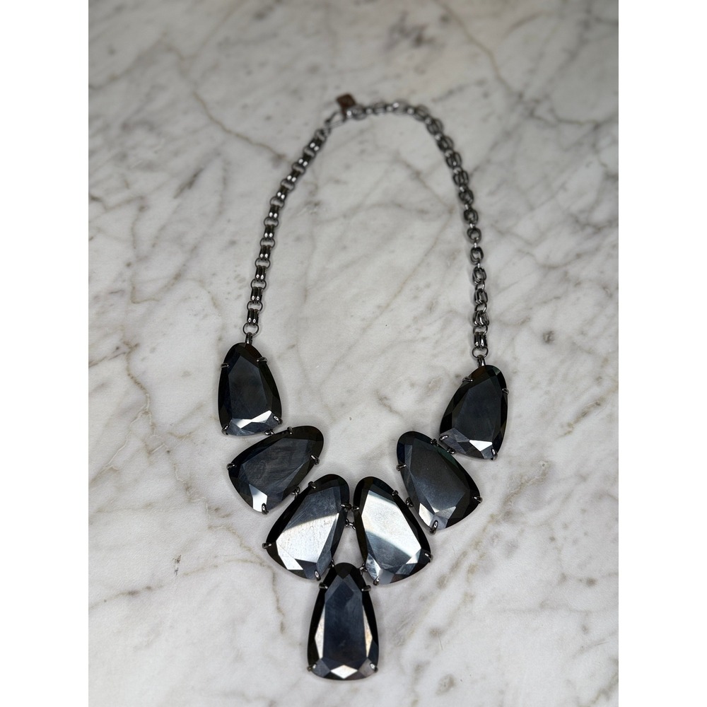 Kendra Scott Women Harlow Statement‎ Necklace Gunmetal Gray Quiet Luxury OS